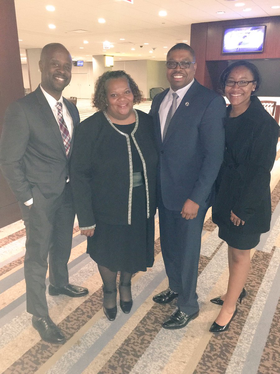 EdubEsq's tweet photo. Yours truly w/ Cordelia, Judge Lyke, and Attorney Samuels. #CCBA #JusticeLeague #LegalEagles #chicagodefenderWOE2016 https://t.co/HNAx3YOeSA