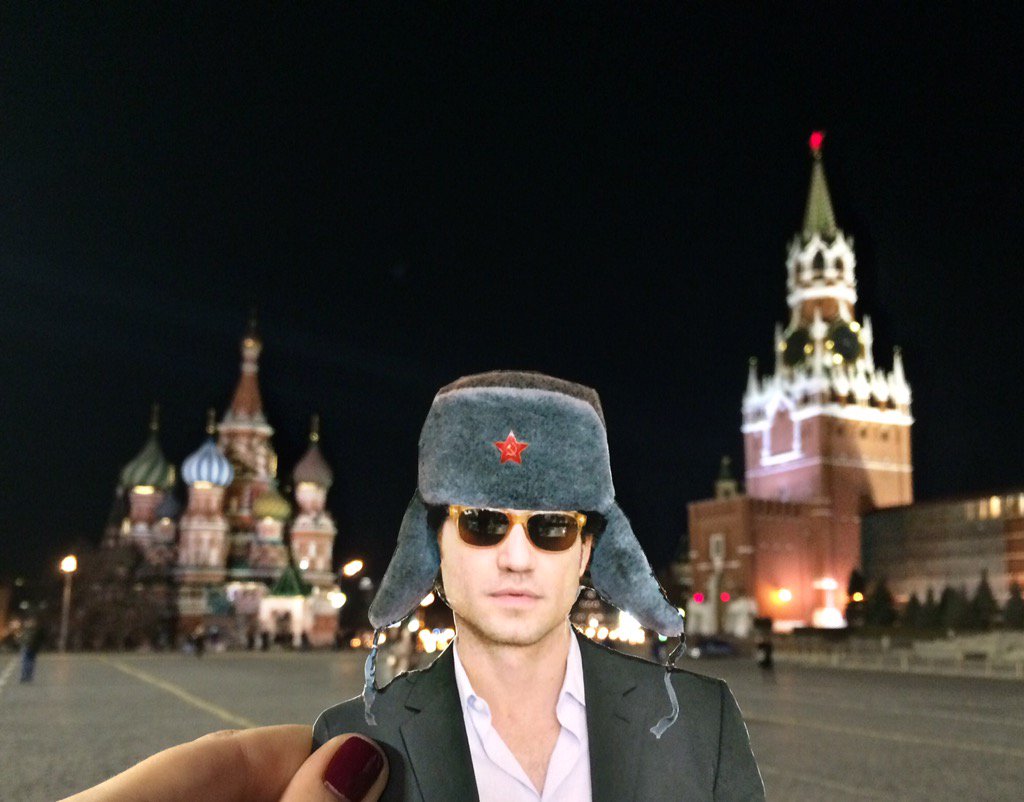 didisglair's tweet photo. @edgarramirez25 Incredible adventures of Edgar Ramírez in Moscow!⭐️
Happy Birthday💋
#EdgarRamirez #EdgarInMoscow https://t.co/L6bF7xLred