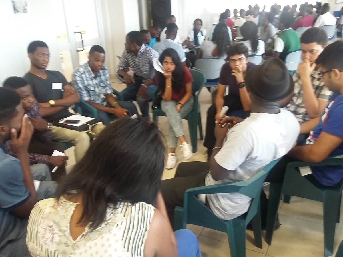Barcampghana's tweet photo. #KumasiHive cofounder @JorgeAppiah, also of #CreativityGroup, mentoring @ #BcAshesi on making, hardware engineering https://t.co/tYB9XmTxhE