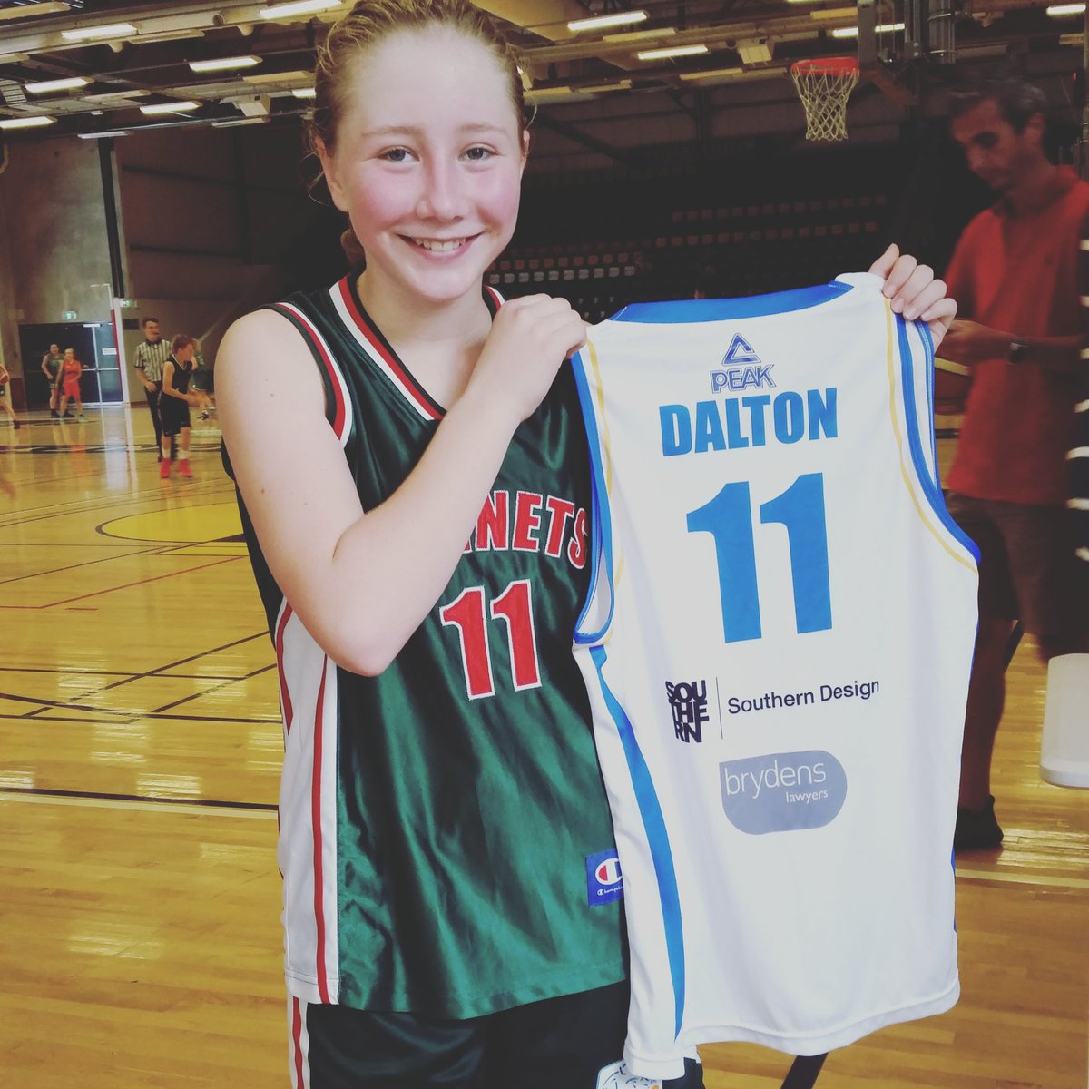 kim_prendo's tweet photo. I am a girl. I can do anything. I can play basketball @HillsHornets @hornetsreps @SydUniFlames #beyourownhero https://t.co/W3ZfziI6CV