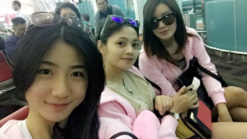 6OnadChiBi's tweet photo. Bali!! Here we come 😘😘 https://t.co/zy5rxFLISK