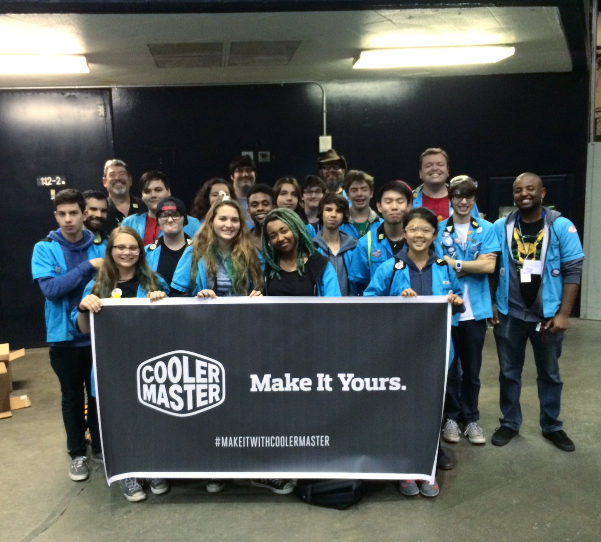 team5510's tweet photo. excited to be supporting these cuties at the ventura regional! #omgrobots #FIRSTSTRONGHOLD #frcventura https://t.co/7yzu55oTD2