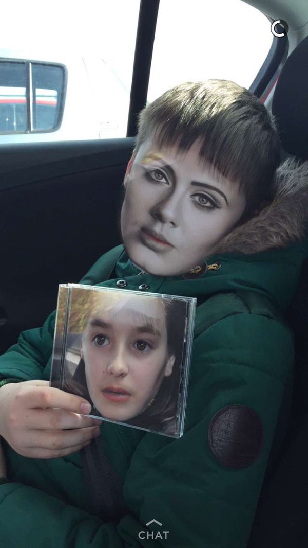 twins_n_wins's tweet photo. Her 8 year old brother pulled off the greatest executed face swap you've ever seen 😂 https://t.co/UAkpxWv3XY