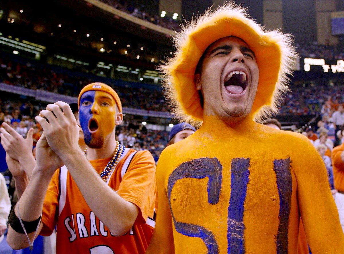 AdamFluck's tweet image. Report: #CuseMode in full effect at the @UnitedCenter. @NickFriedell @Cuse_MBB #MarchMadness