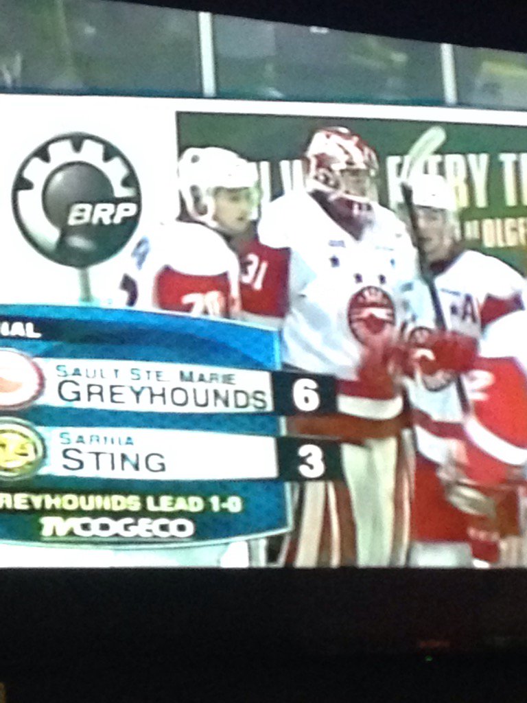 tricia_d21's tweet photo. Ya baby!! 1 down, 3 to go! I knew the boys would show up to play! @OHLHoundPower #poweREDup #HoundPower #OHLPlayoffs https://t.co/7rA7oWUvMO