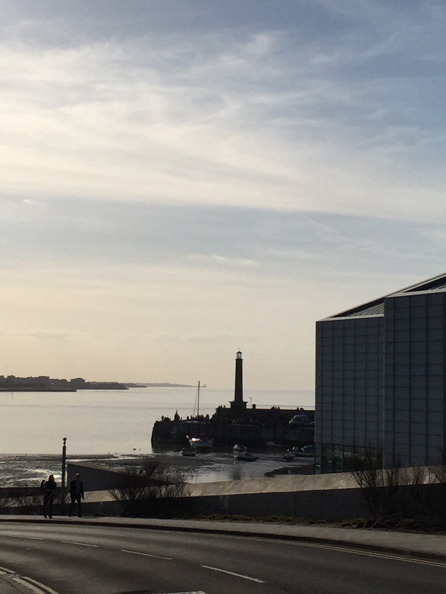 vamking69's tweet photo. What a beautiful day in Margate and what a view! https://t.co/h4dsabMKHA