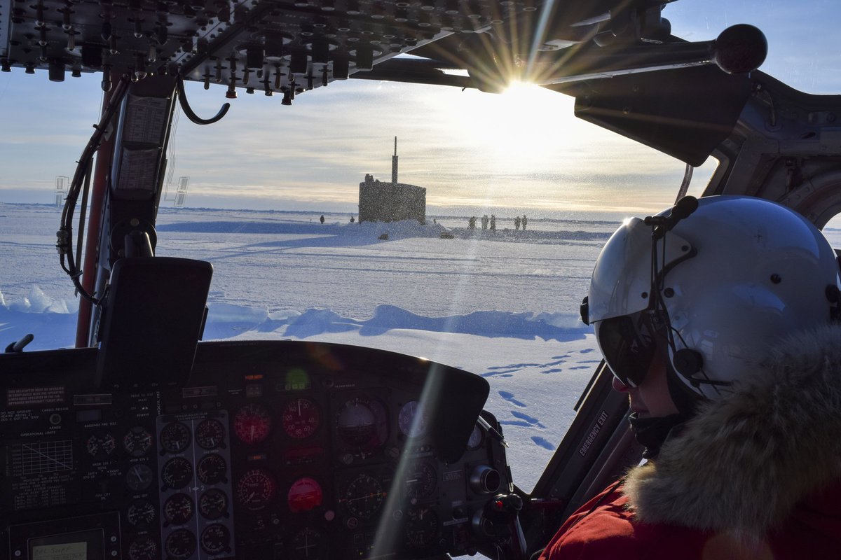 Tom_Antonov's tweet photo. Los Angeles-class submarine USS Hartford surfaces near Ice Camp Sargo during Ice Exercise #ICEX2016
#Arctic https://t.co/KYpSlGUHhP