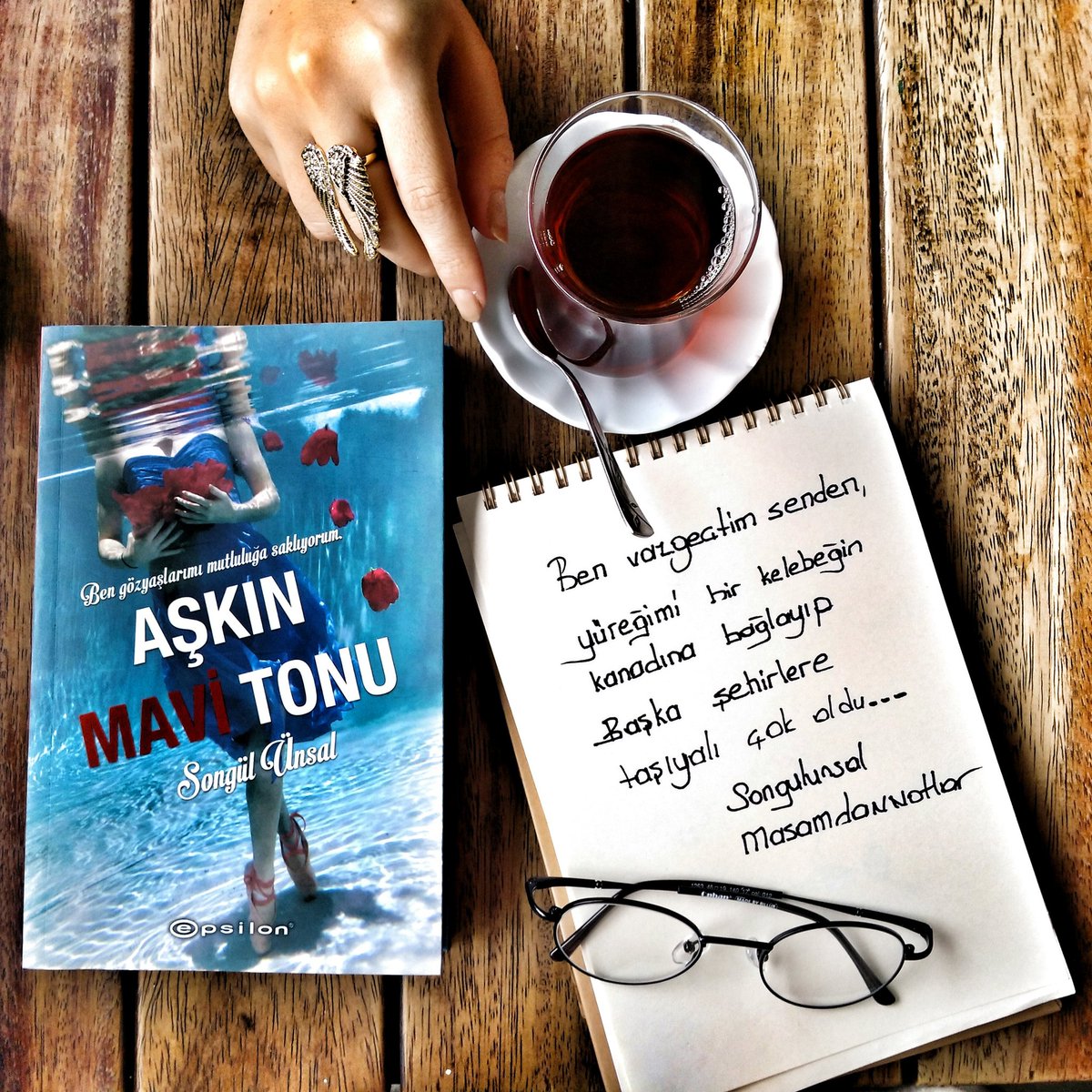 Bazen vazgeçmek gerek. . . 

Aşkın Mavi Tonu