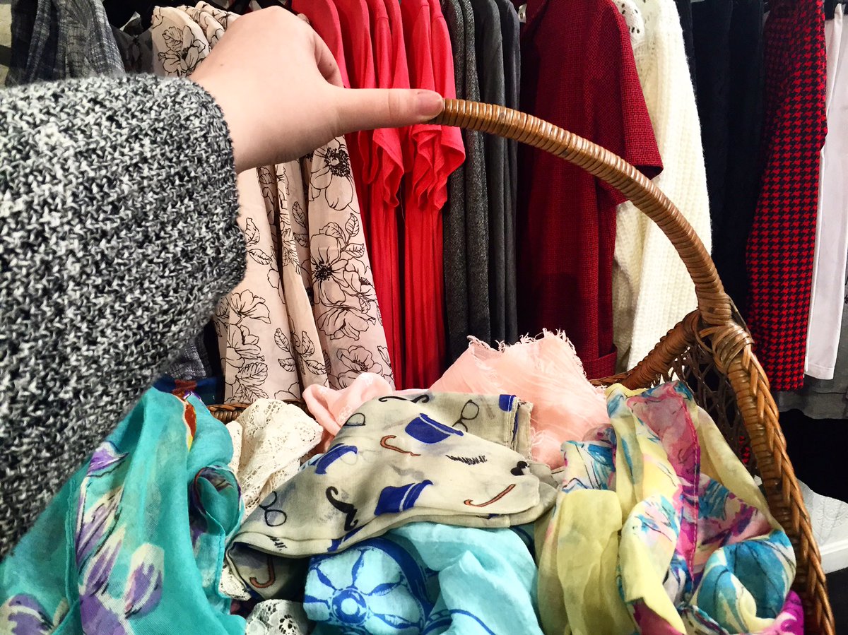 Our ideal Easter basket this year 🌷