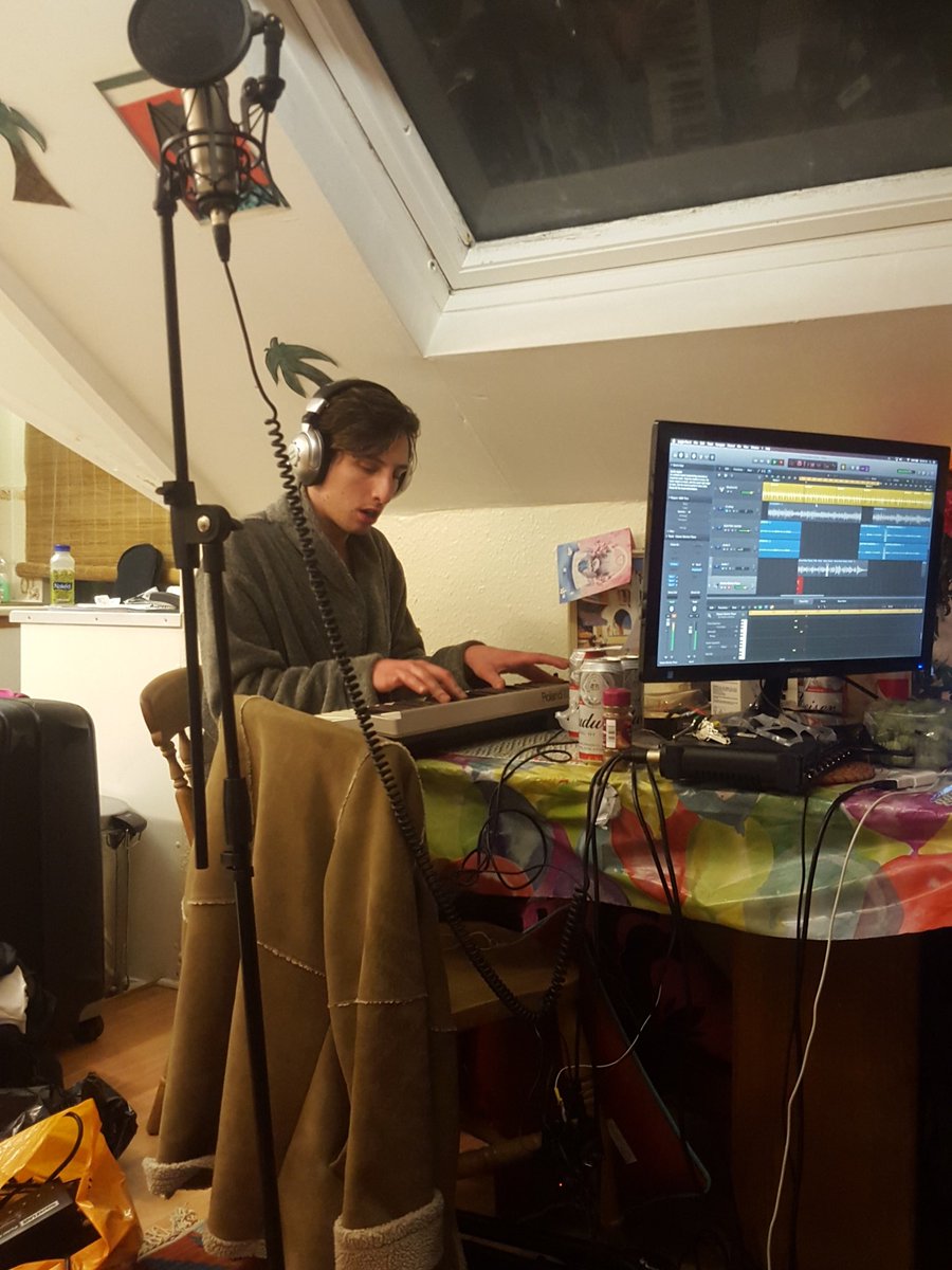 TMCHQ's tweet photo. Jack playing keys while I eat apples and Pringles - the loudest and most distracting of studio snacks. https://t.co/ZCp2XYgR8w