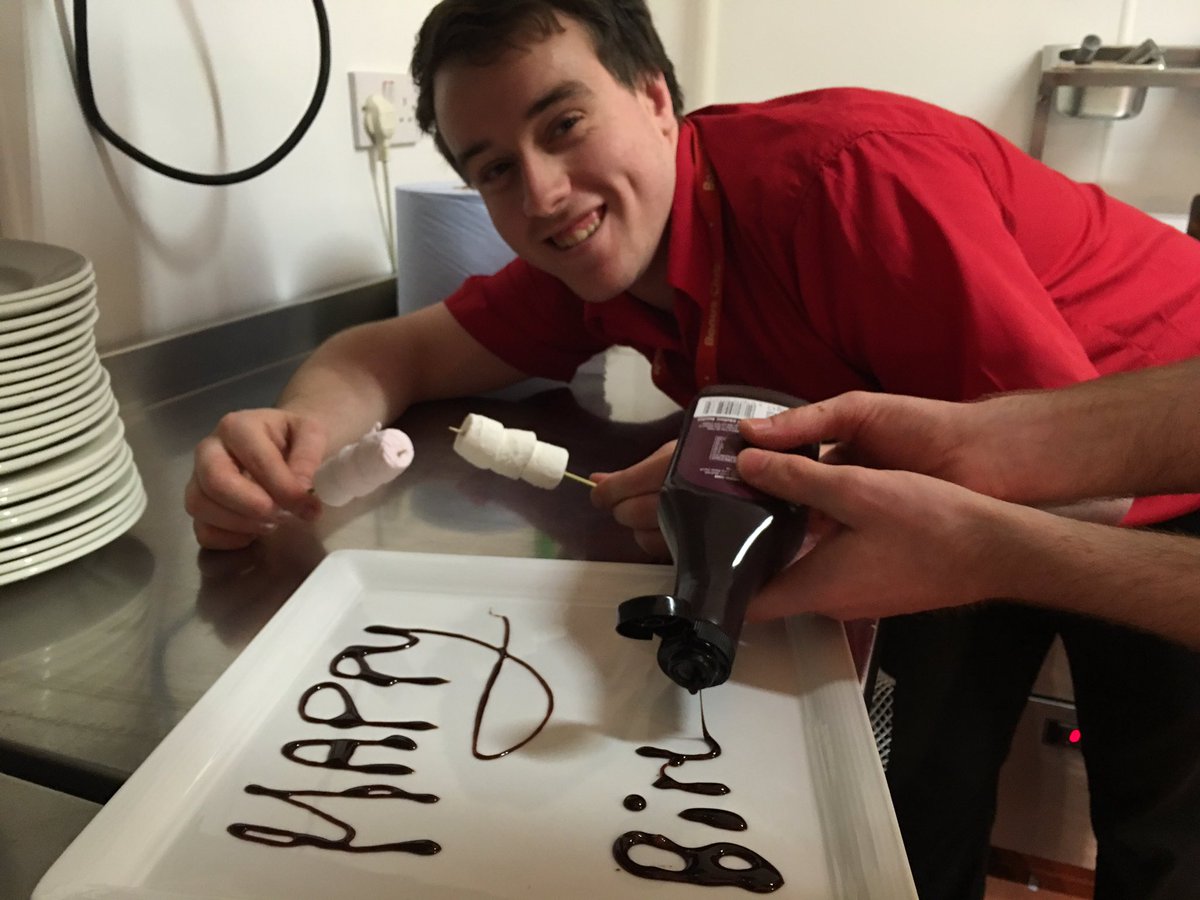 bfbroadlandview's tweet photo. Happy birthday from Broadland view! @WeAreSUGM @SpencerGraydon https://t.co/YuuNEtqiCU