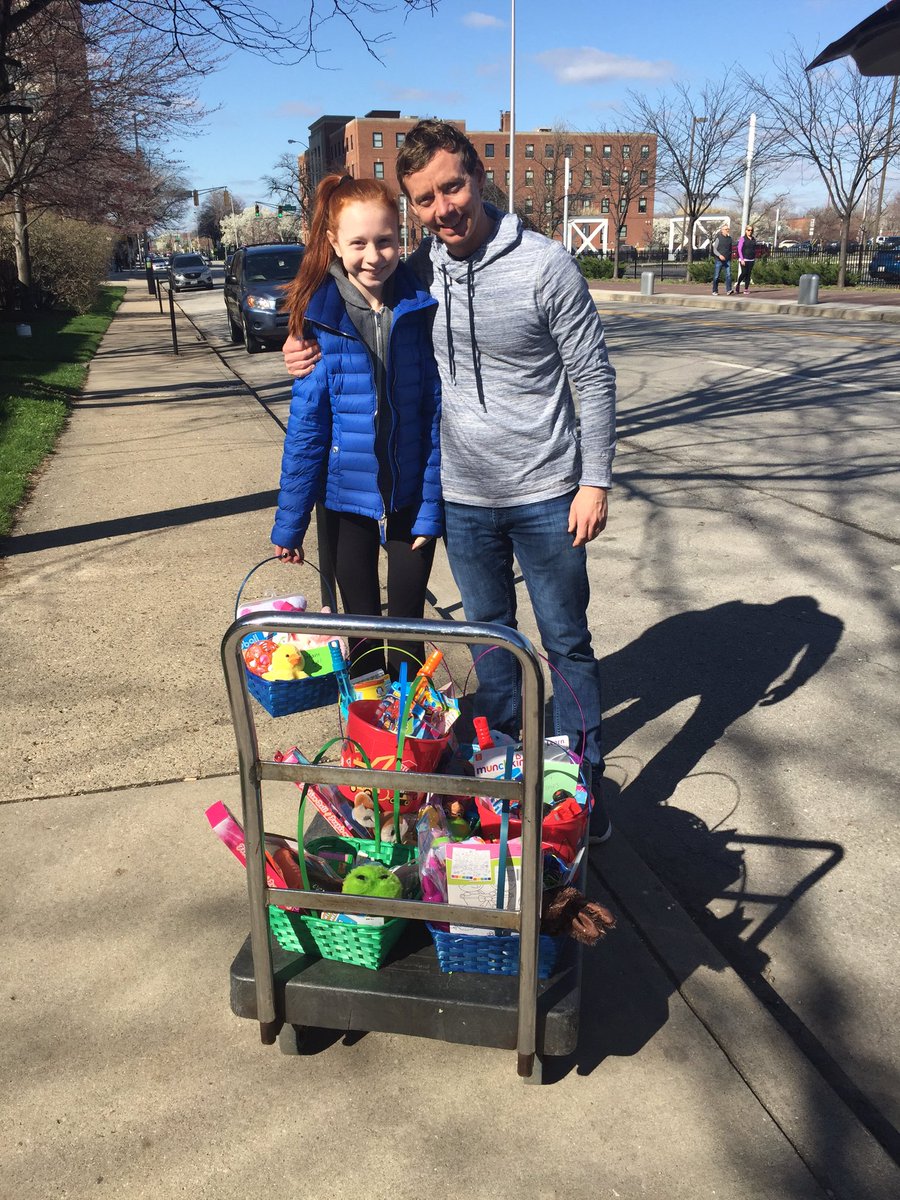 sams_wish's tweet photo. The last of the Easter baskets have been delivered- 166 total this week!!! @SalvationArmyIn https://t.co/PXyaI9xrUu
