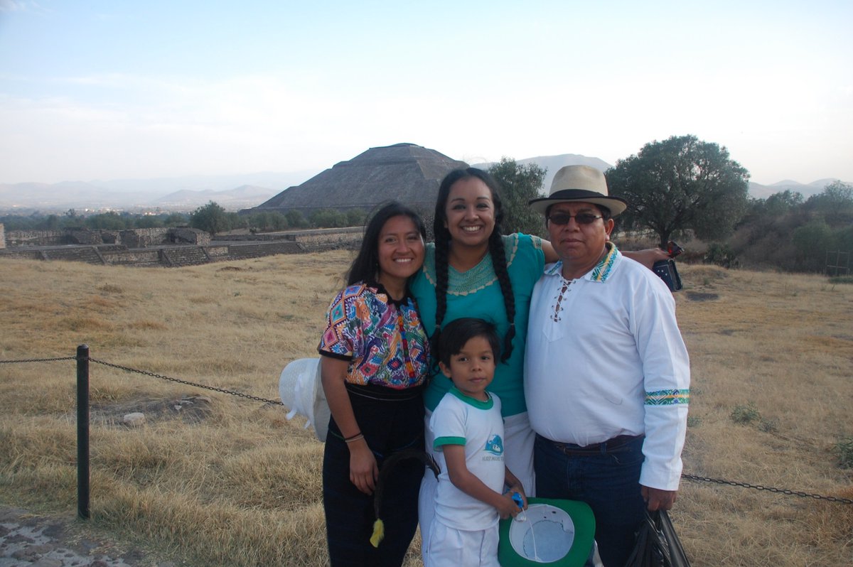 La Madre Tierra se Defiende! #HijosdelaMadreTierra #Encuentro #PueblosOriginarios  #Teotihuacan @embactforpeace