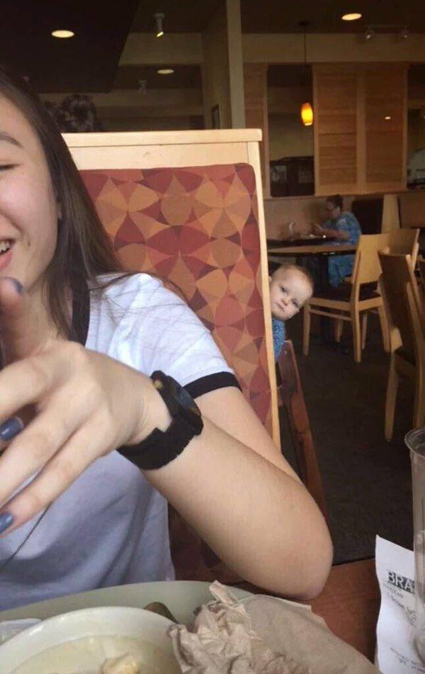 thefemaleboook's tweet photo. When you're out eating &amp; the table next to you is being hella loud https://t.co/1W8ZOGnuBw