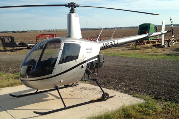 AvBuyer's tweet photo. #RobinsonR22 #BetaII For Sale. USA. 2007. New paint and interior. #helicoptersforsale https://t.co/OR5vj3VWZ0 https://t.co/LlEPTArKhX