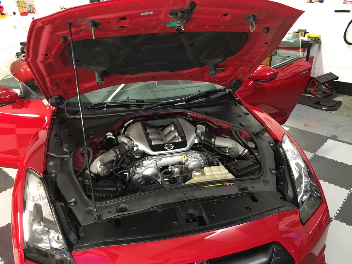 SmgValeting's tweet photo. #nissangtr #gtr #gtechniq #gyeon #nissangtr #valeting #detailing #cardetailing #smgvaleting #autosmart https://t.co/5e5v4ePjWq