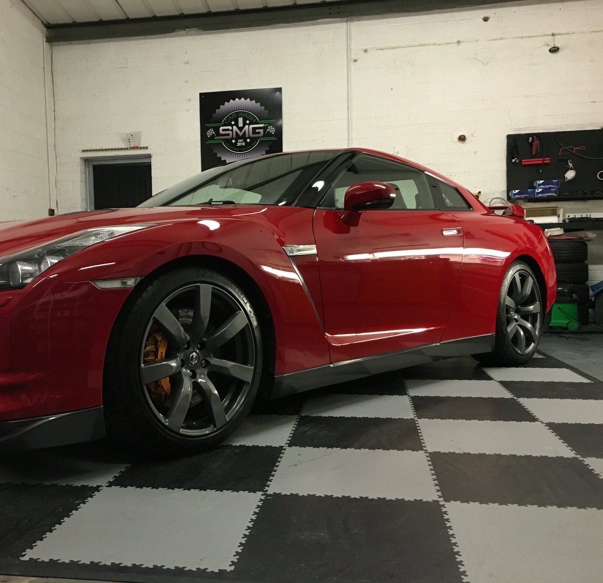 SmgValeting's tweet photo. #nissangtr #gtr #gtechniq #gyeon #nissangtr #valeting #detailing #cardetailing #smgvaleting #autosmart https://t.co/AAjwrpEyiT