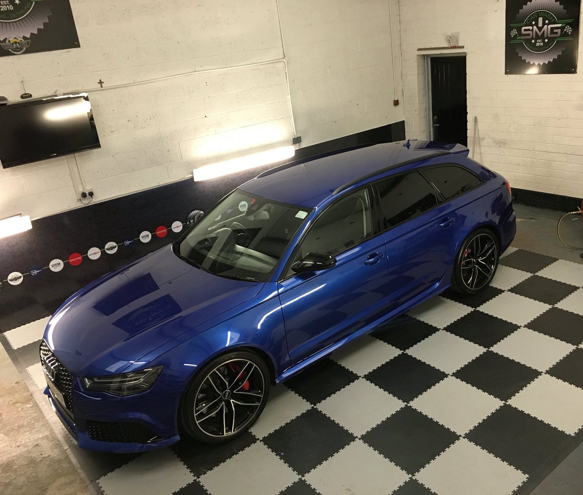 SmgValeting's tweet photo. #audirs6 #rs6 #audi #estate #gtechniq #valeting #detailing #cardetailing #smgvaleting #gyeon https://t.co/S5U3JPHsPg