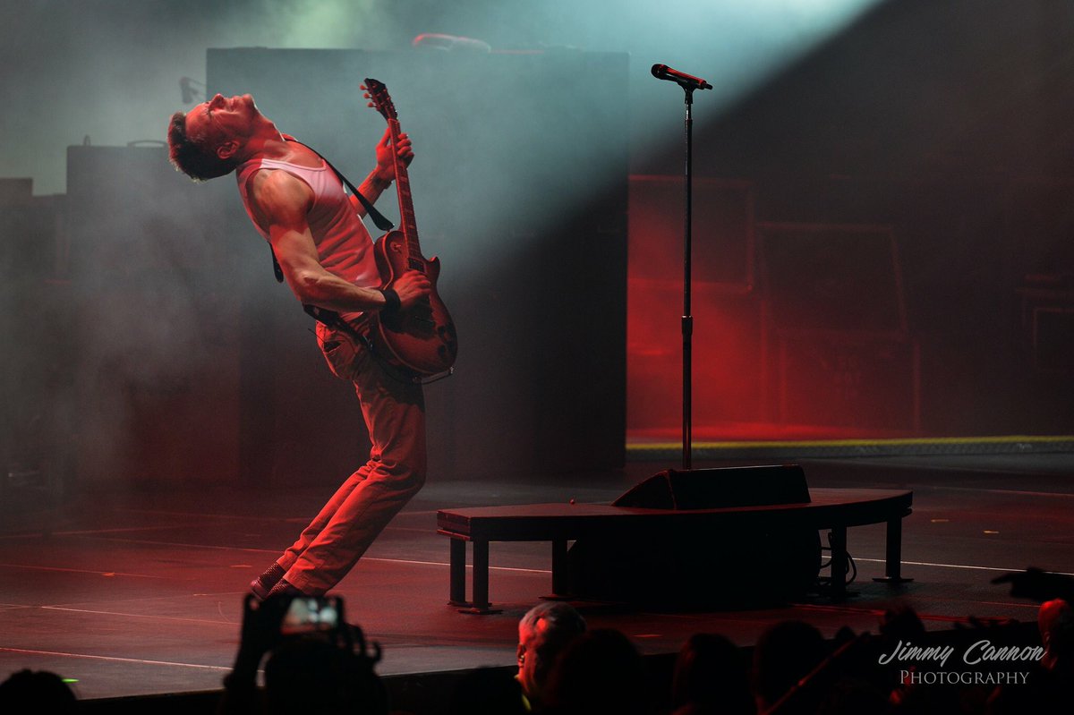 jcann311's tweet photo. ..and if I didn't ever thank you, just let me do it now - @NickHexum #Down #311day2016 🎸📸😎🔥 https://t.co/DXOF9eha6k