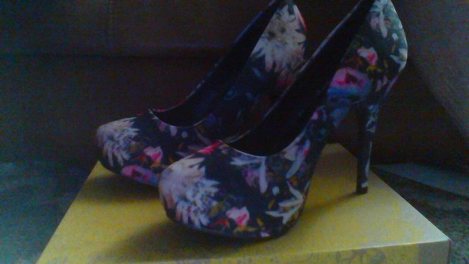 Thank you Paul for these awesome shoes!!! I love them!! https://t.co/aMykdyEUAR