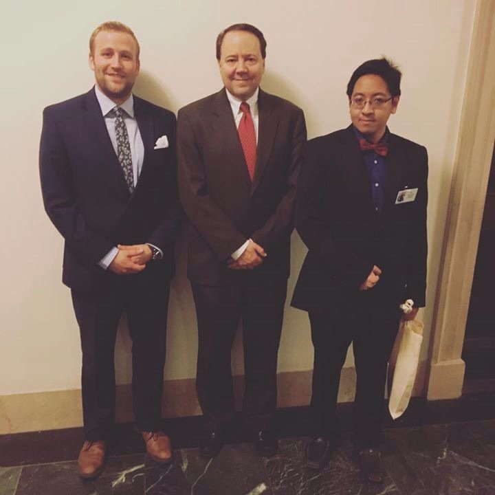 Samx2016's tweet photo. With Representative Pat Tiberi https://t.co/VuI4ubPGlf