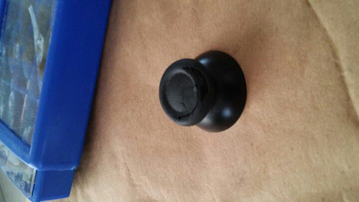 Timsher's tweet photo. Tonight's project: replacing the Fifa damaged thumbstick with an Xbox one version. https://t.co/DoG1wAVpeB