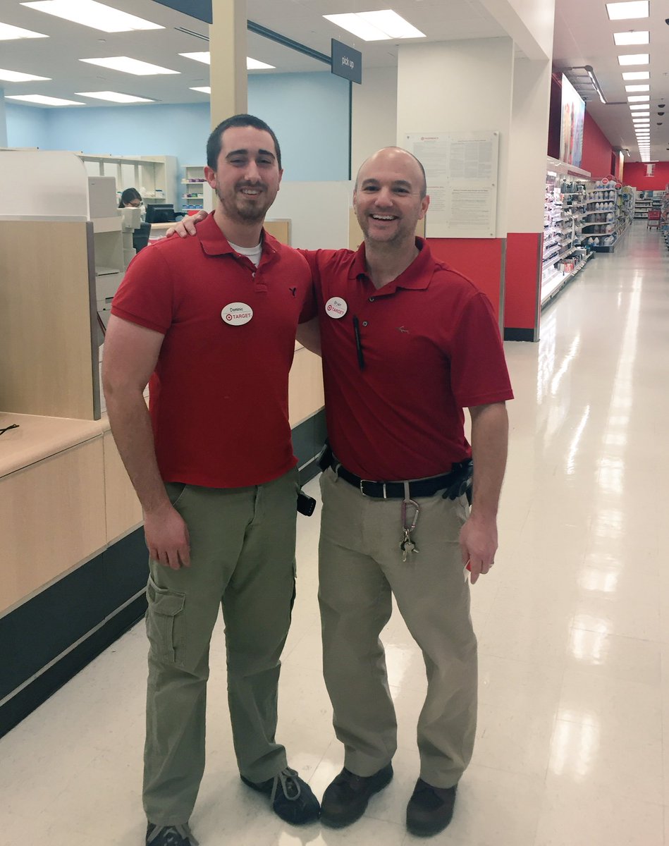 awibbs09's tweet photo. One last store and one last wow!! This may be my favorite day ever!! #G194workworkwork Great job T1035! @bhorn75 https://t.co/SM2uSYd6jl
