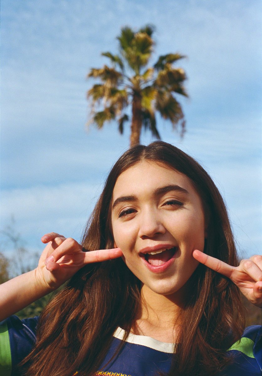 RowBlanchardSP's tweet photo. Sesión de fotos de @rowblanchard para el número de marzo de la revista @FlauntMagazine. https://t.co/AsVTWDvwFx