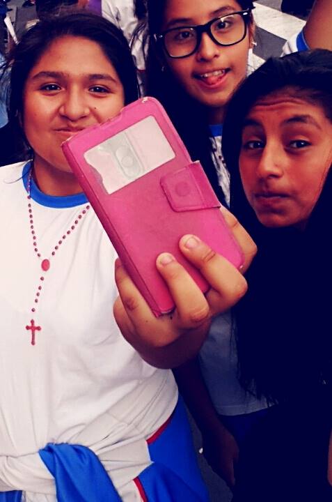 tutti186's tweet photo. Con ellas!! Las quiero un monton !!😍😍😘😘😘😘👉👈
#02DCM #04DCM https://t.co/1UKdLO4ldr