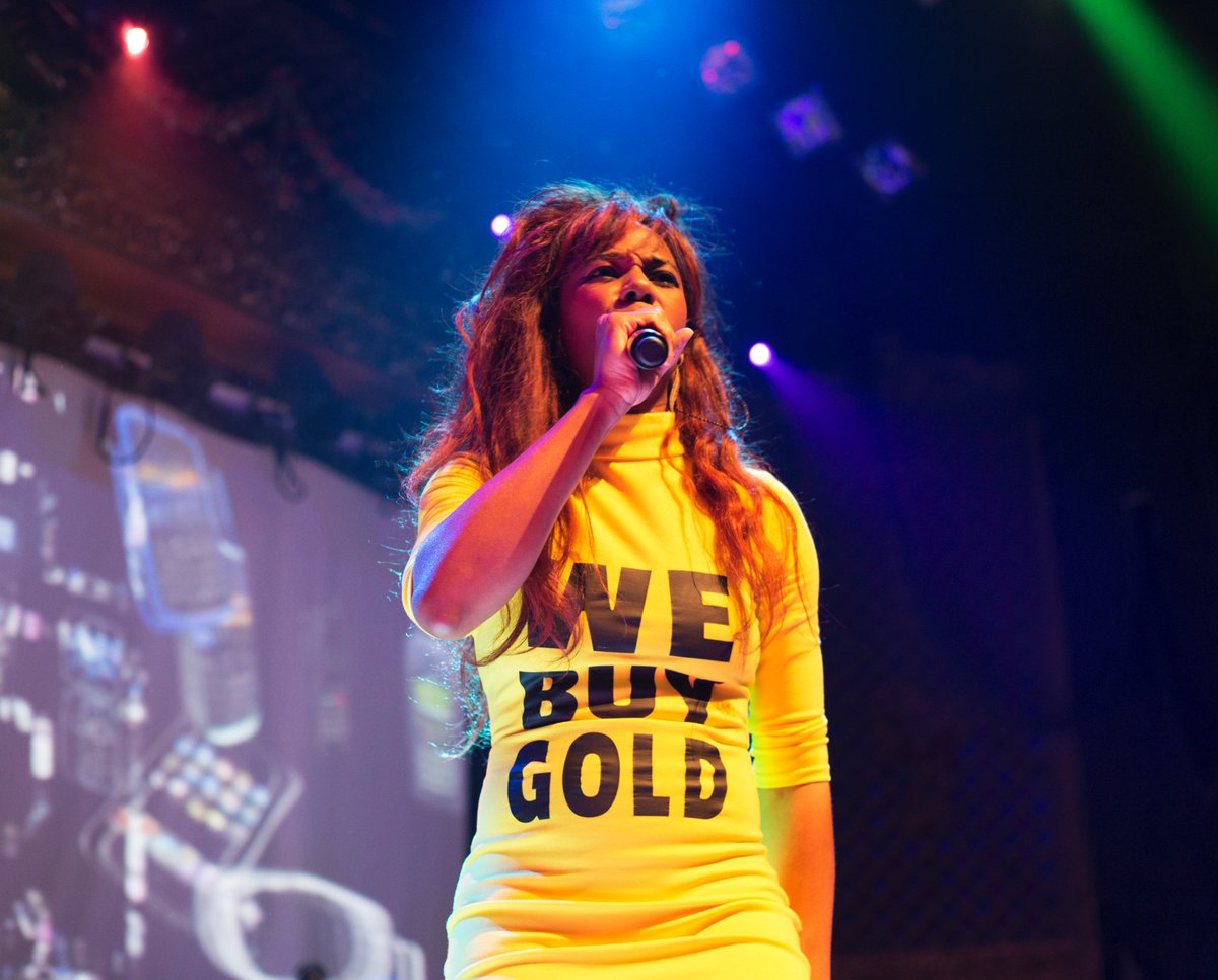 Laserdreamsss's tweet photo. Check out our photos from last night's @Santigold show at the @ogdentheatre https://t.co/zzv3w5jyv8 #laserdreamsss https://t.co/aoi9UEvjtd