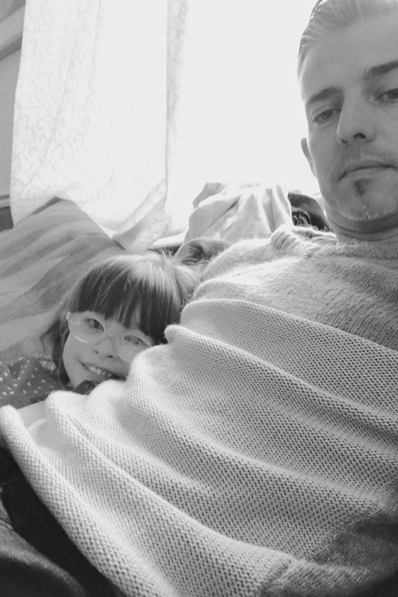 element_order's tweet photo. Chillin with my niece today after lots of editing #amwriting #amwritingfantasy #elementorder @BNBSbooks https://t.co/SFW2zf0Zbz