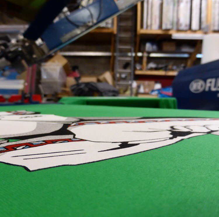 fencingstuff's tweet photo. Handprinted T-shirts being made for the new &amp; improved website https://t.co/pPMKMjmqkp #fencing #fencingstuff https://t.co/iSUGJjH6HT