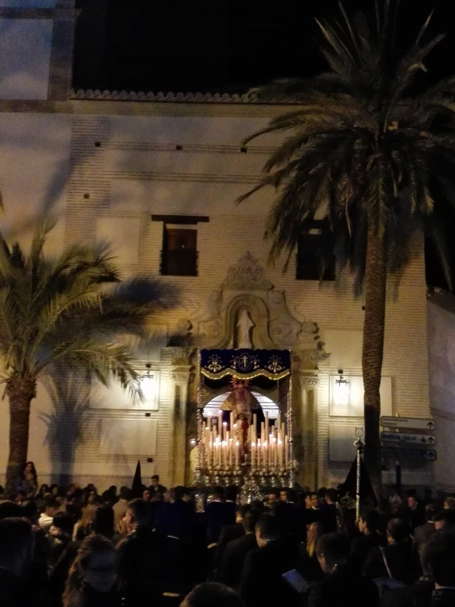 BMHuecijaAlicun's tweet photo. Finaliza el Viernes Santo con el encierro de Maria Stma de la Redención.Ya son 6 con el @PasoMoraoAlbox #BMHA2016 https://t.co/H55kV1Kayr