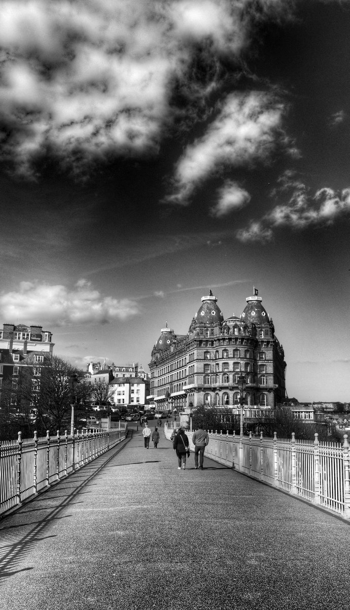 jot1983's tweet photo. Beautiful day @Scarborough_UK @Welcome2Yorks @YorksCoastRadio @IFYorkshire @Yorkshire_IP @NYMoorsCoast https://t.co/CL1rIItAq1
