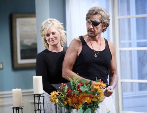 katr03's tweet image. Ok, #sandktwittergroup, analyze the #stayla preview pic! Go! #days
