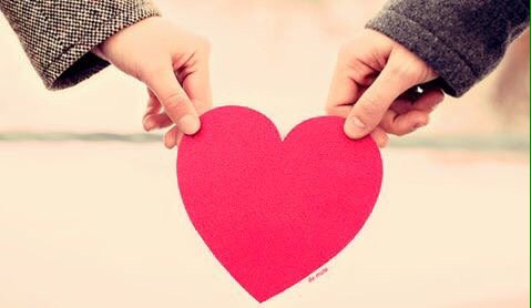 اختصاري  و اختصارك ( كلمتين) 
أنت انا و الباقي أنفاس و جسد
قلت : أحبك  كثر ما عاش الحنين
وعشت أحبك كثر ما مات الوعد