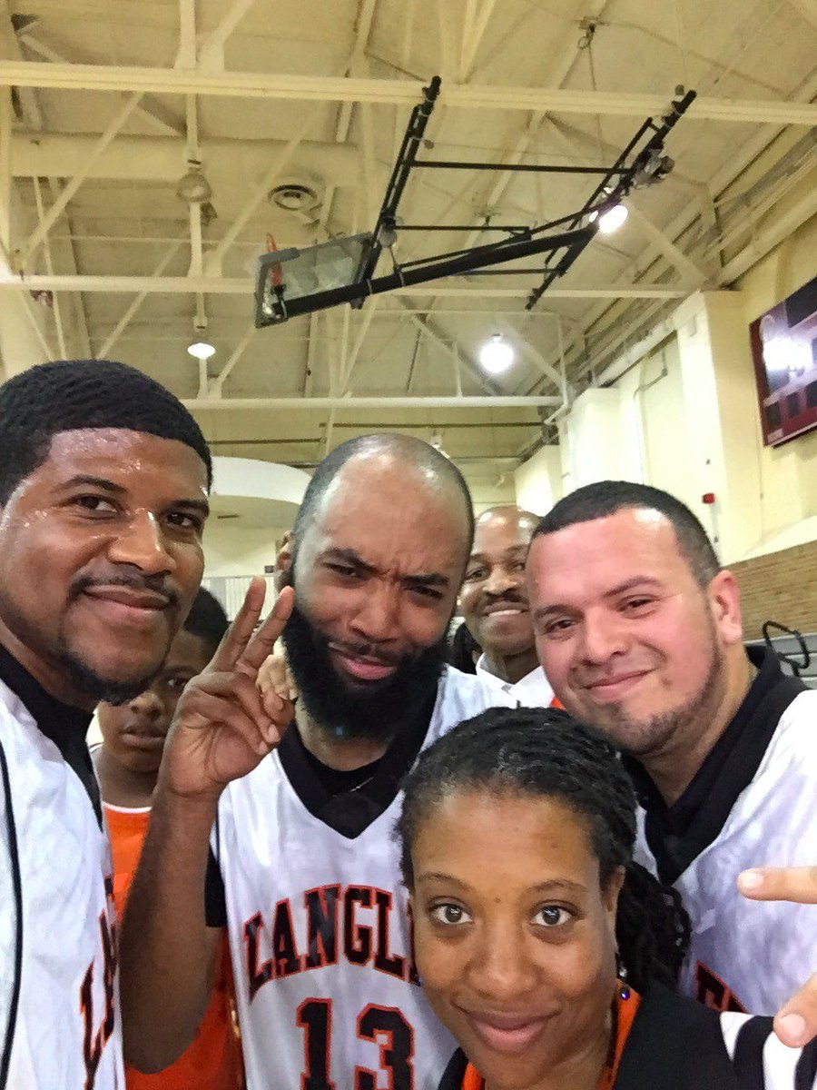 LangSTEMPrincip's tweet photo. @LangleySTEM Scholars having fun at Staff-Student Basketball Game to kick-off Spring Break Week! #DCPSRising https://t.co/I0eCHdno8i