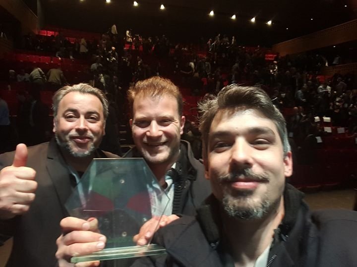 DrChBONNEL's tweet photo. Selfie sur scene https://t.co/xATaW1z9Xy