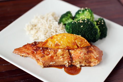 OverlakeEyeCare's tweet image. Fish with high levels of omega3 fatty acids can help prevent Age-Related Macular Degeneration #EyeCare #EyeDoctor