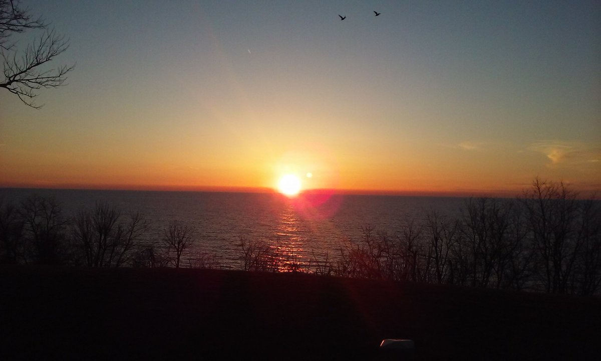 dawnclark6's tweet photo. #sunset https://t.co/bLtN3caQt9