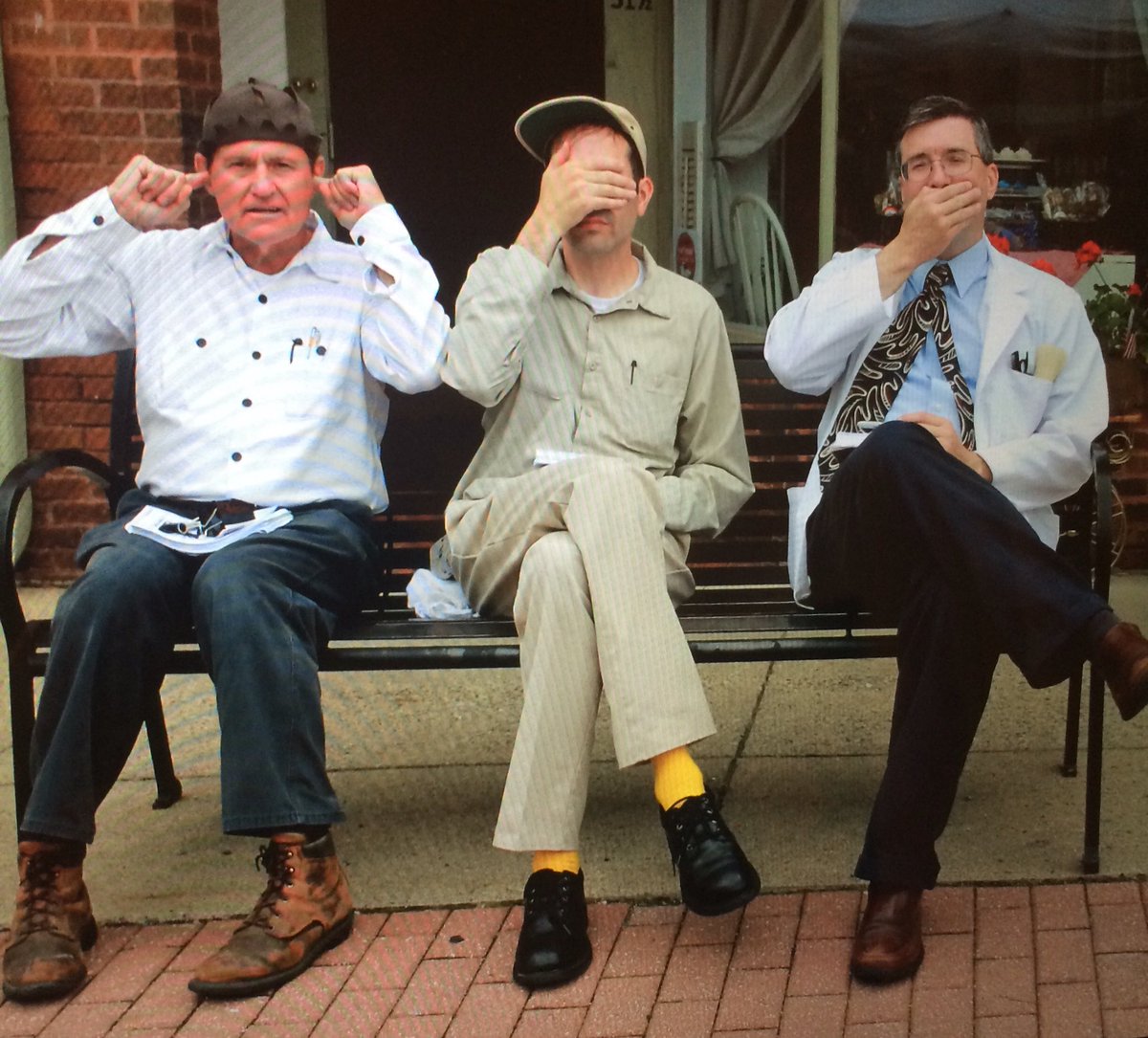 clsalyers4's tweet photo. 8 weeks and these guys are back in town! Don't miss Mayberry in the Midwest: May 20, 21, &amp; 22! https://t.co/S15j4eHtYP