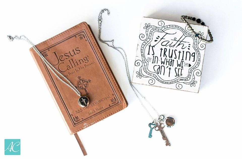 SLAromaCouture's tweet photo. Easter Weekend 20% off faith inspired designs https://t.co/CzkGmMScoH #essentialoils #aromatherapy #diffusingjewelry https://t.co/j2cYg4TD8L
