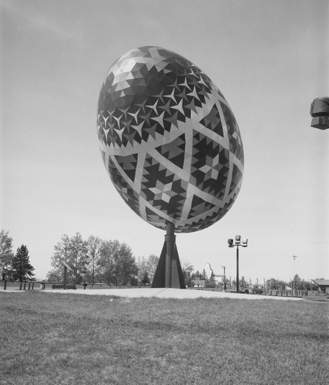 World's largest Ukrainian Easter egg. Vegreville, Alberta in 1989 #GoodFriday #MuseumFacts