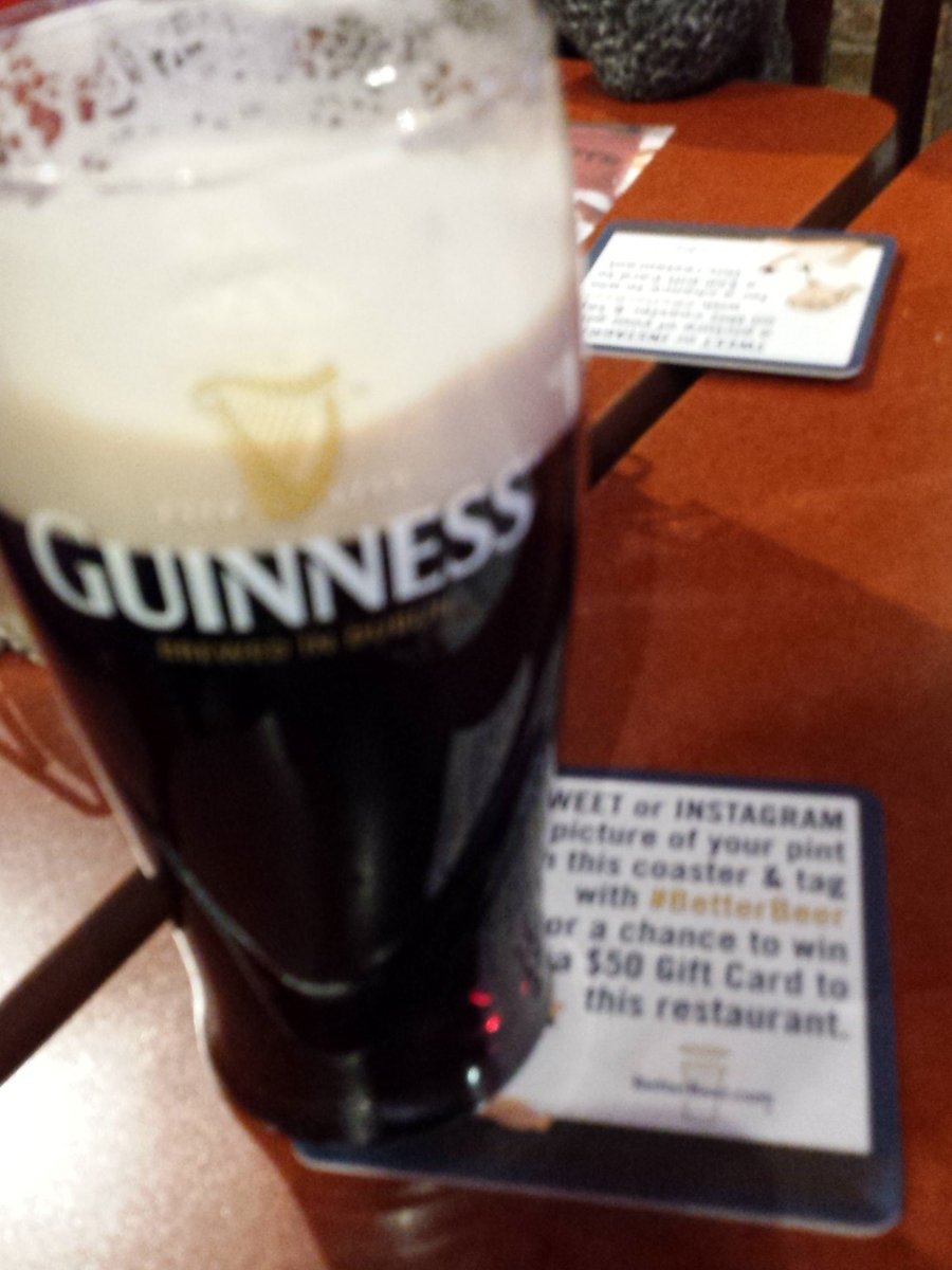HennigarMeranda's tweet photo. Oh ya! Day 1 of holidays #BetterBeer https://t.co/dtfuMwds73
