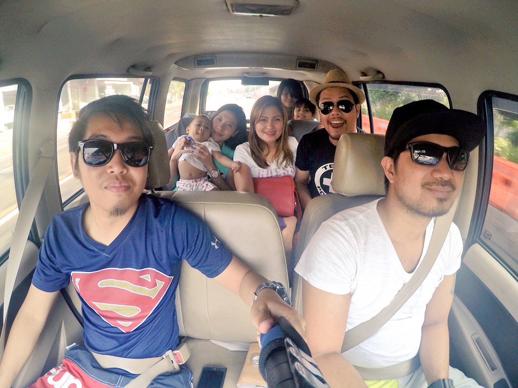 Santapopoy's tweet photo. Lessssgaaaw South! #SlideAndFly https://t.co/NOYIMzvC3u