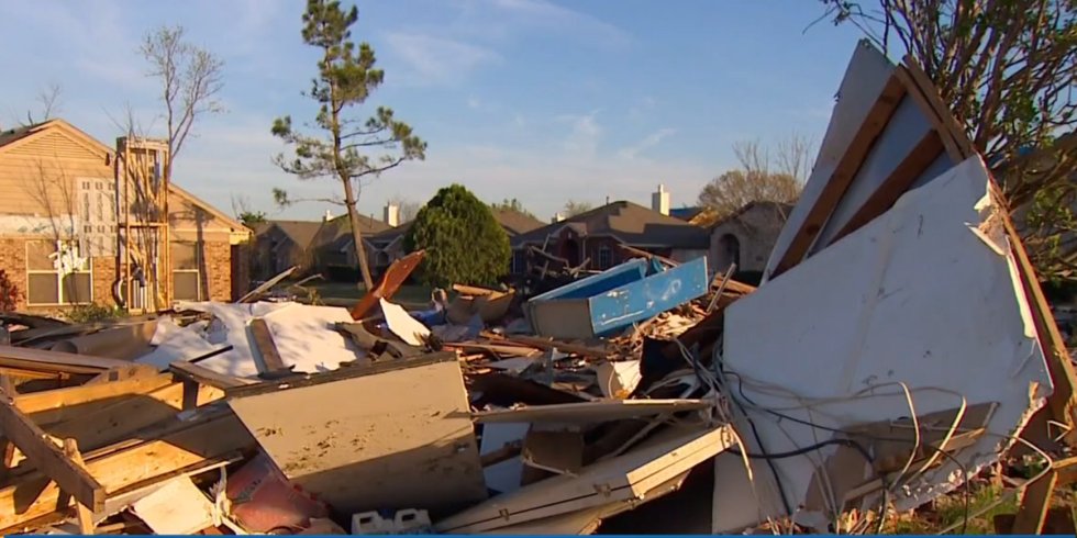 worldleakers's tweet photo. Mistake in Google Maps Leads to Demolition of Wrong House
https://t.co/oR0BUjNkP3 #GoogleMaps #Google #Worldleaks https://t.co/CivrluzwDo