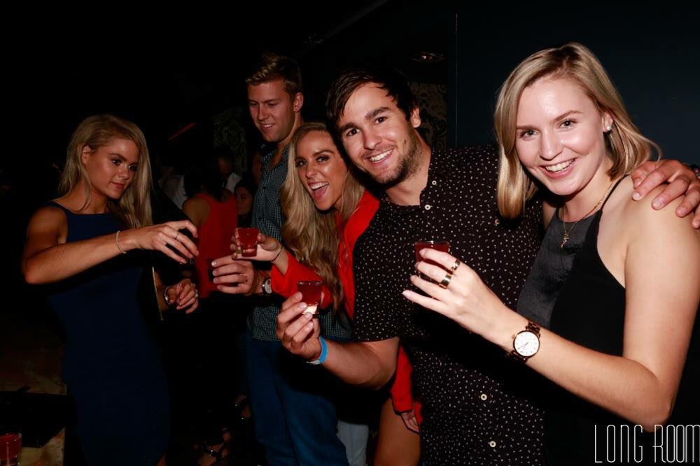 Get the crew together and party the night away @LongroomMelb ....drink specials from 5pm, DJs from 8pm!#longweekend