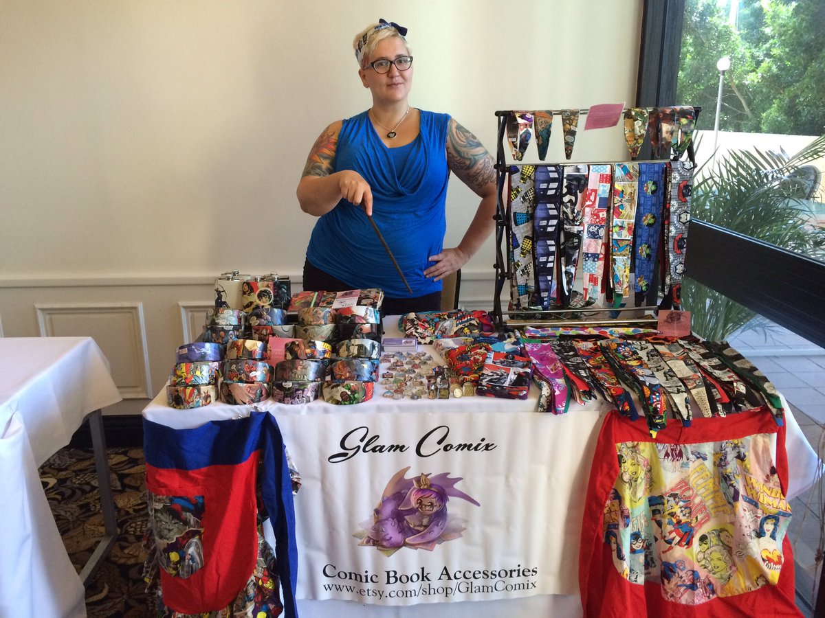 Deensey's tweet image. Glam Comix gear at #Contact2016 #natcon16 today only! 2 more hours to snap something up.