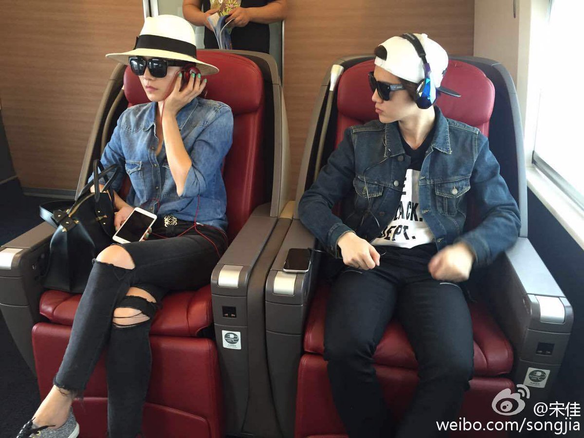 LUHANUNIONINA's tweet photo. 160326 宋佳 (Song Jia) weibo update. She give Luhan support for #LuHan1stChinaTour https://t.co/dsqaBMXfx8