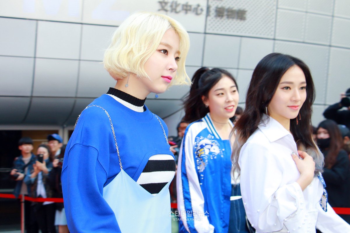 Jellybean Zuny Ladies Code Seoul Fashion Week 레이디스코드 レディースコード 주니 ジュニ Lc Zuny T Co Olkbxxgekh Jellybean Zuny Ladies Code Seoul Fashion Week 레이디스코드 レディースコード 주니 ジュニ Lc Zuny T Co Olkbxxgekh